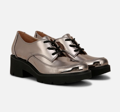 Glemt Ubehag, Velg Elegance: Oppdag Verden av Naturalizer Shoes